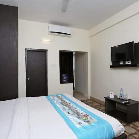 Hotel Stellar Bhubaneswar Buitenkant foto